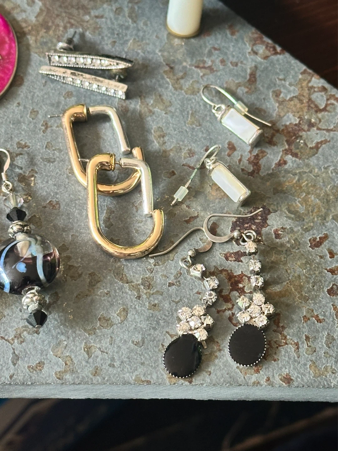 Earrings $15 per set - photo 2