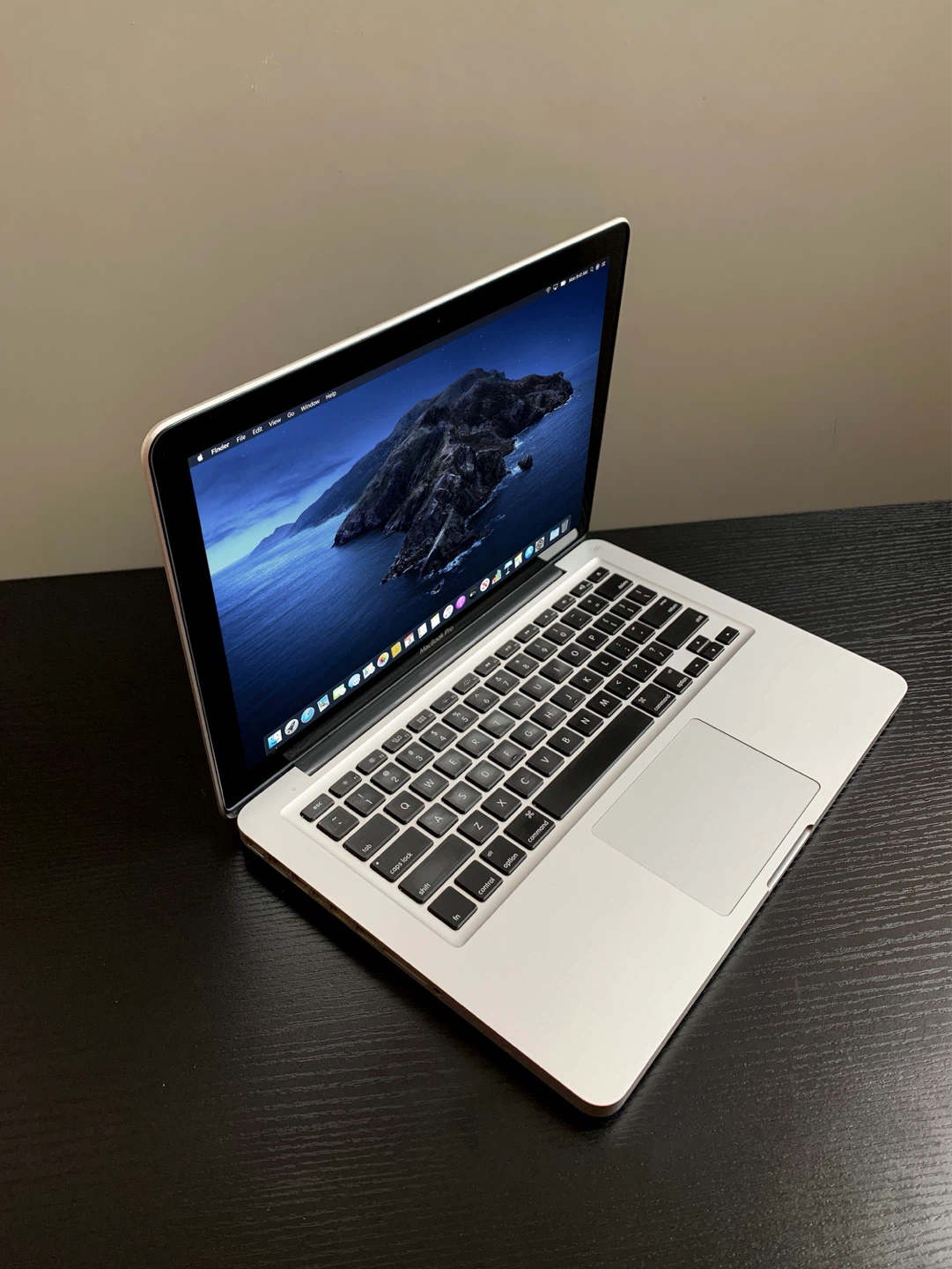 Apple MacBook Pro Laptop