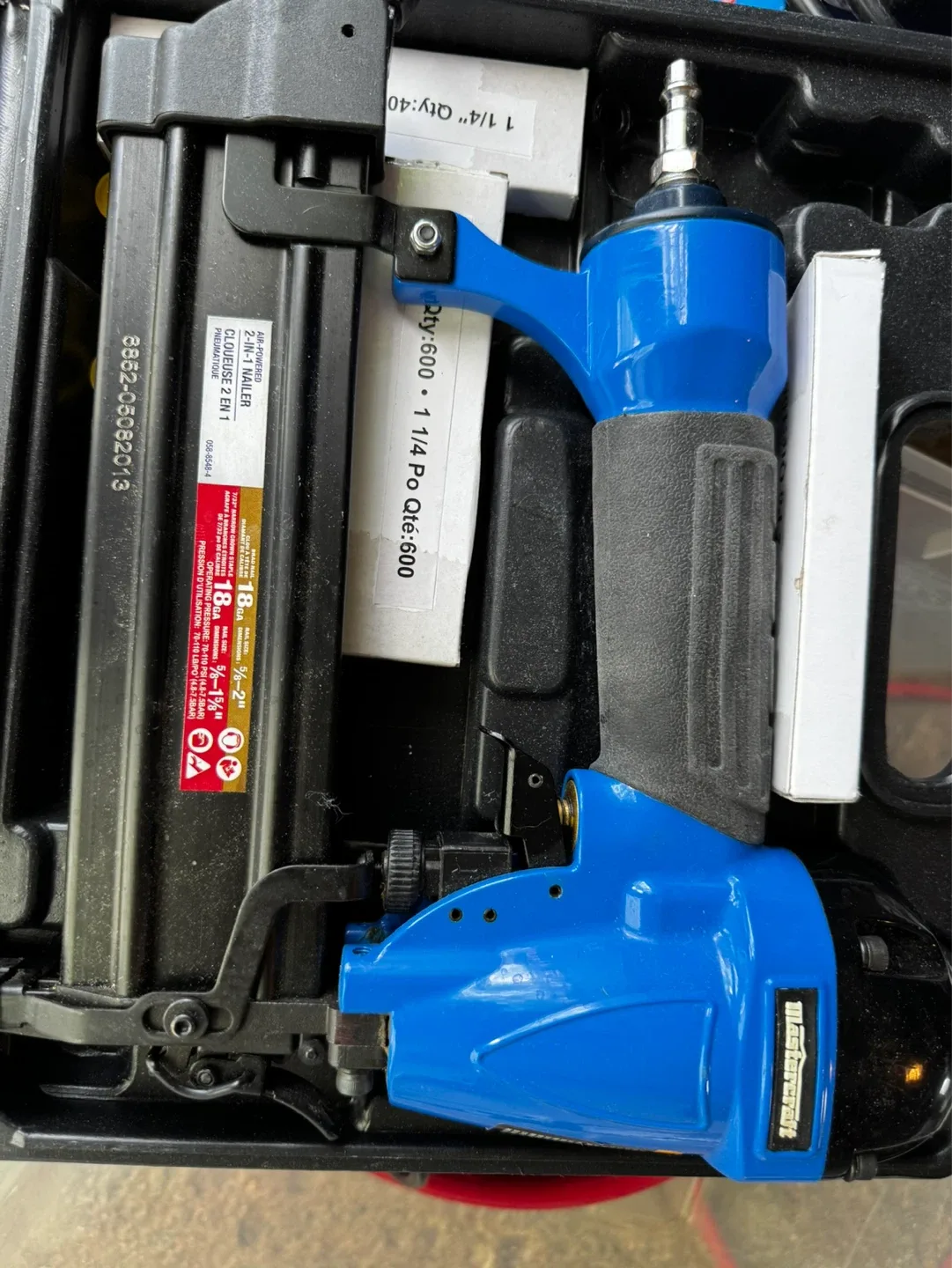 Craftsman 3 gal compressor, nailer and hose - photo 4