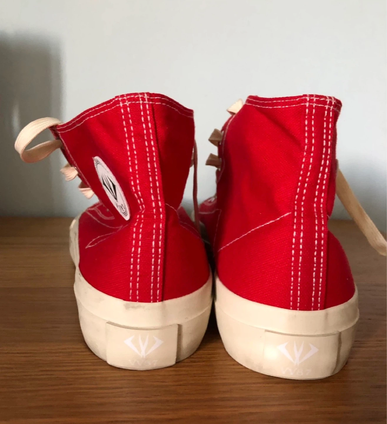 Red VV87 High Top Sneakers Size 11 - photo 2