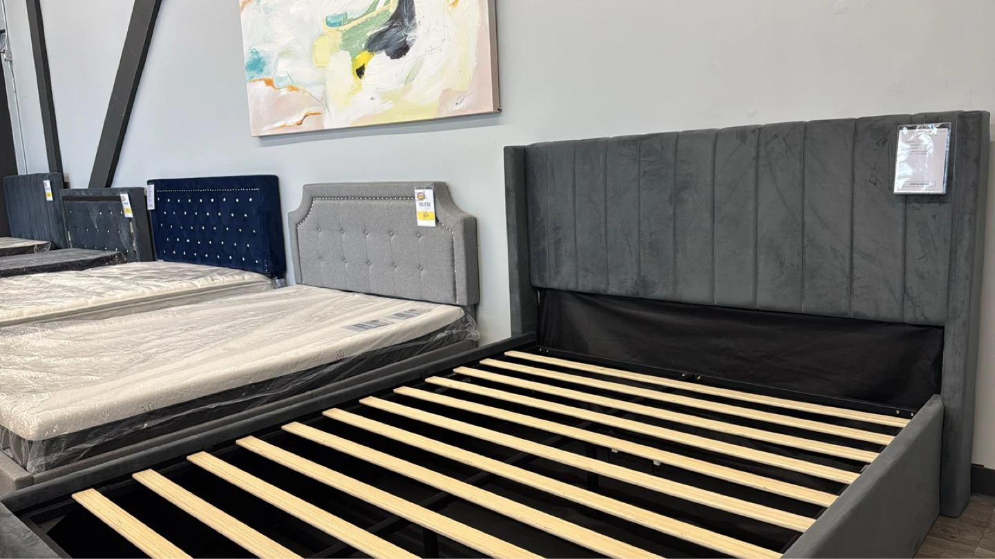 🔥 FLOOR MODEL CLEARANCE SALE 🔥 - photo 5