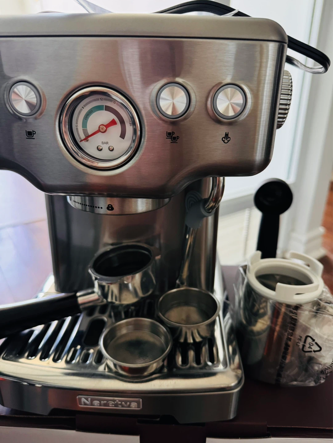 Neretva Espresso Coffee Machine PE290SU/WH Silver - photo 3