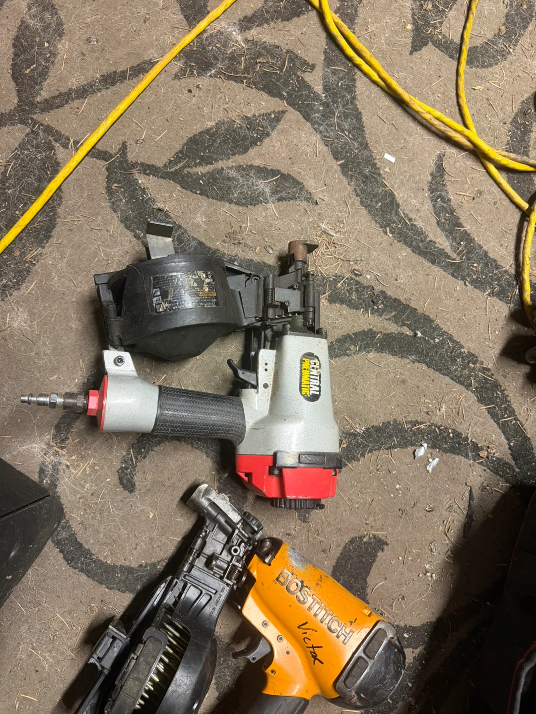 Compressor nail guns - photo 2