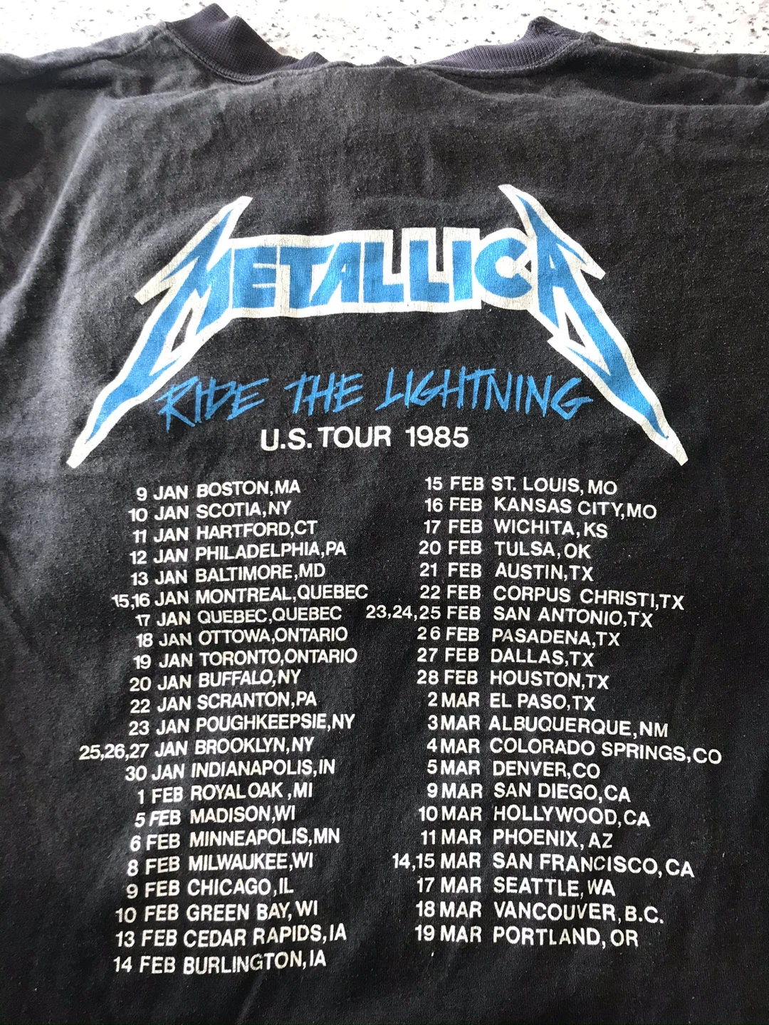 1985 RTL Tour T-shirt Metallica (M) $1000 - photo 2