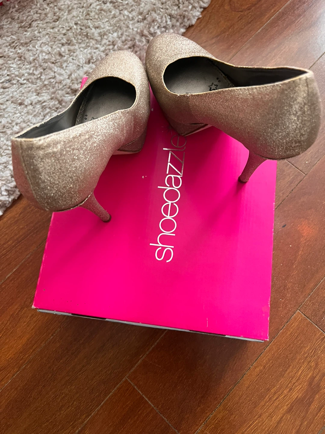 ShoeDazzle Glitter Heels - Gold