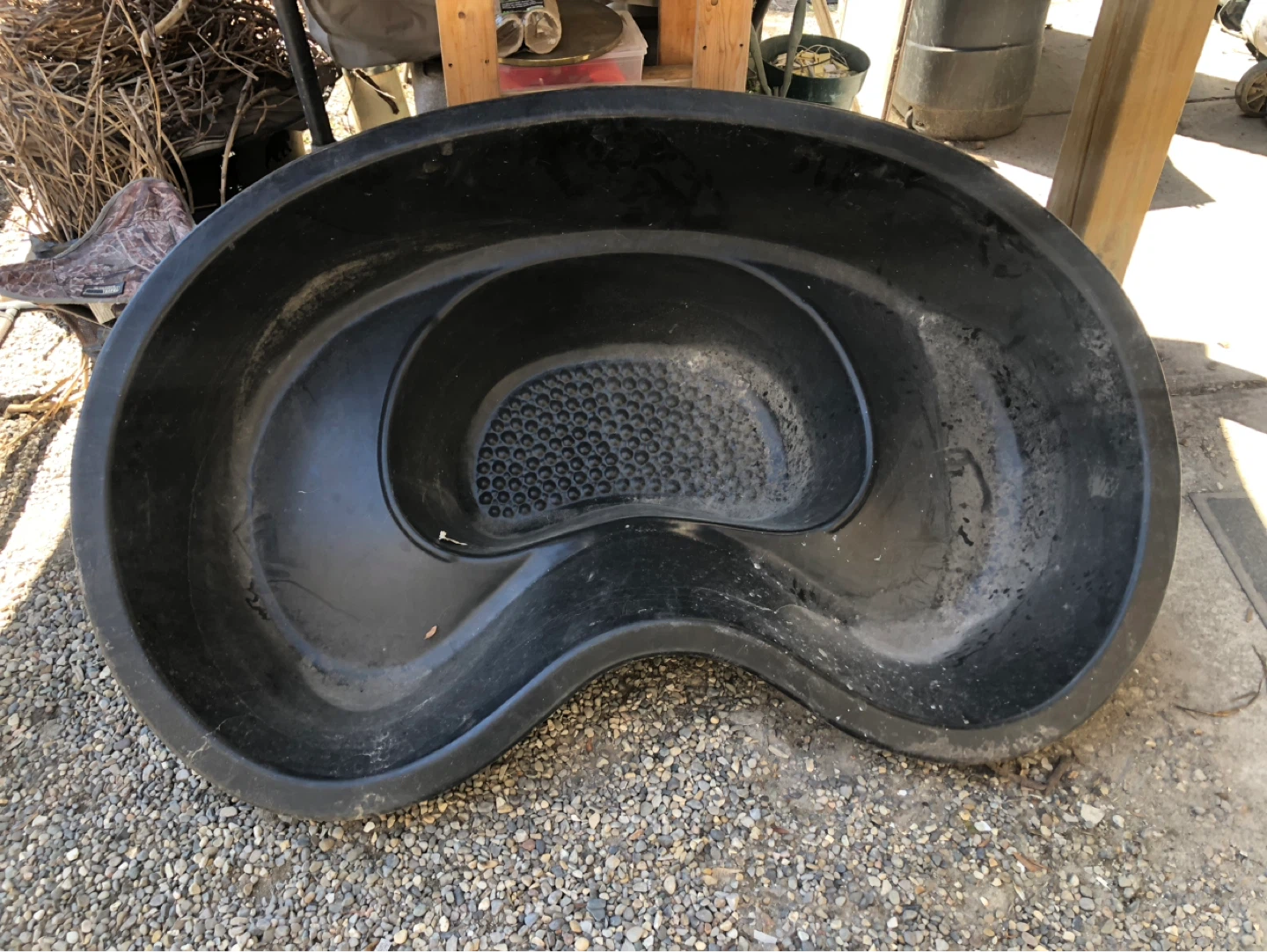 Black Plastic Pond Liner Tub