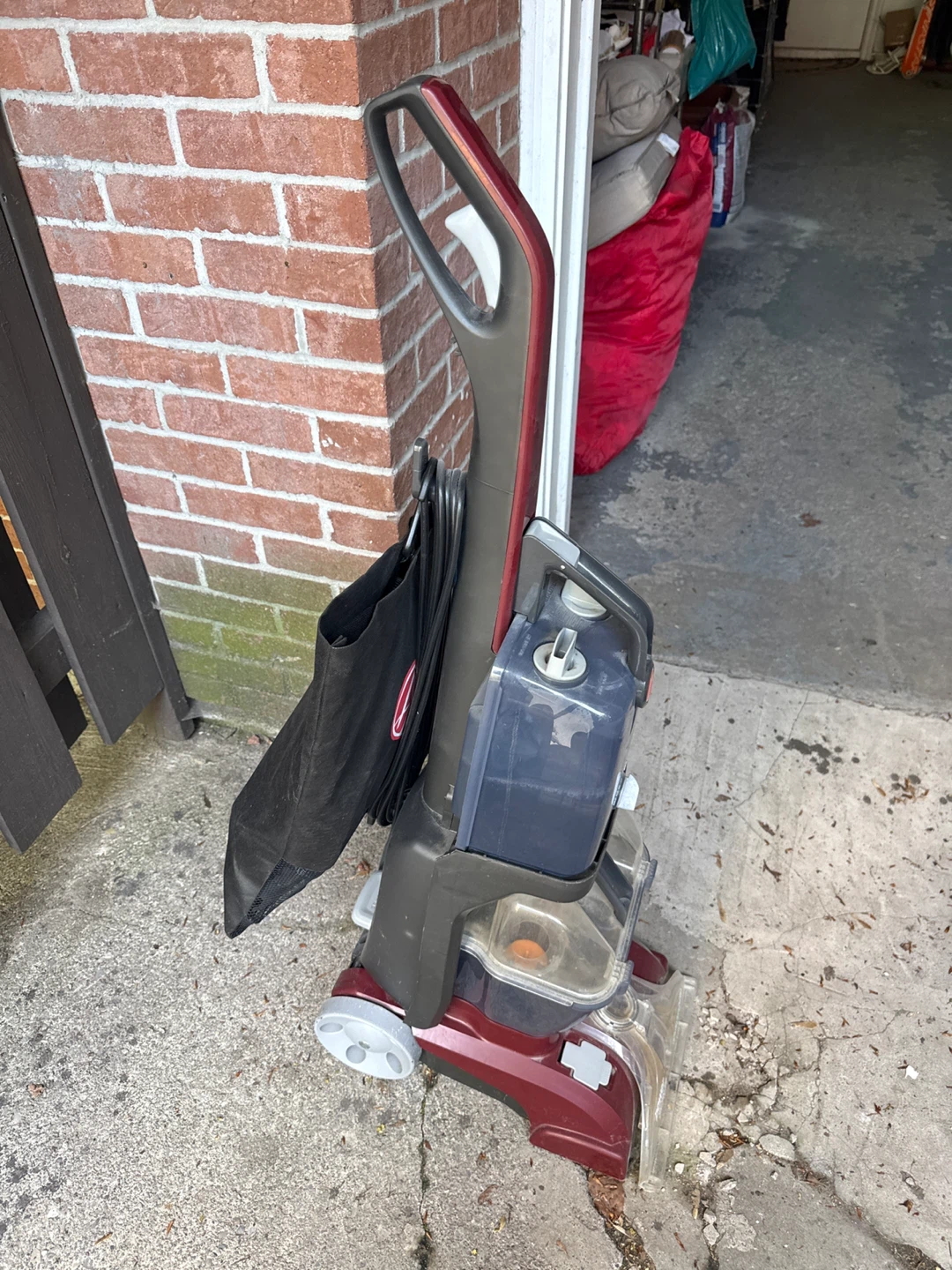 Hoover Power Scrub Carpet Cleaner - photo 2