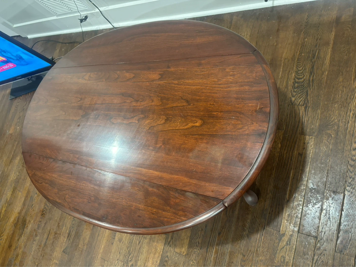 Beautiful Drop Leaf Coffee Table - photo 5