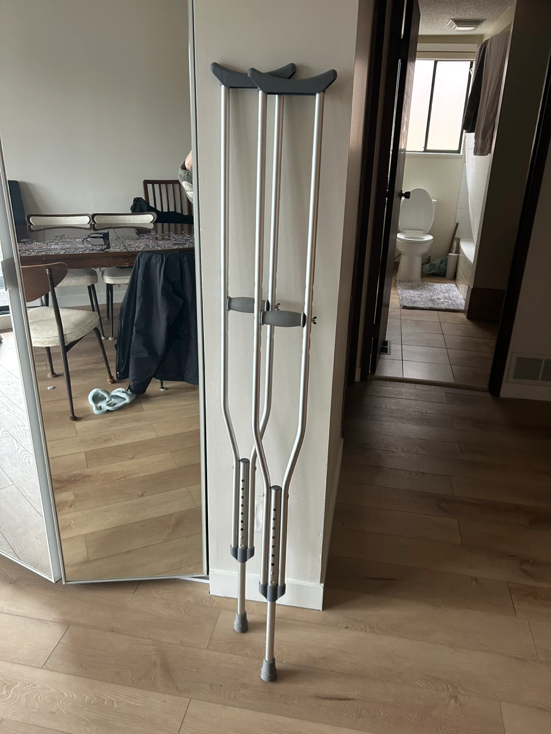 BIOS Medical Crutches