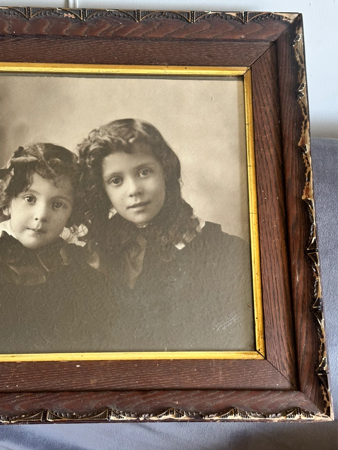 Large antique photo and frame - photo 3