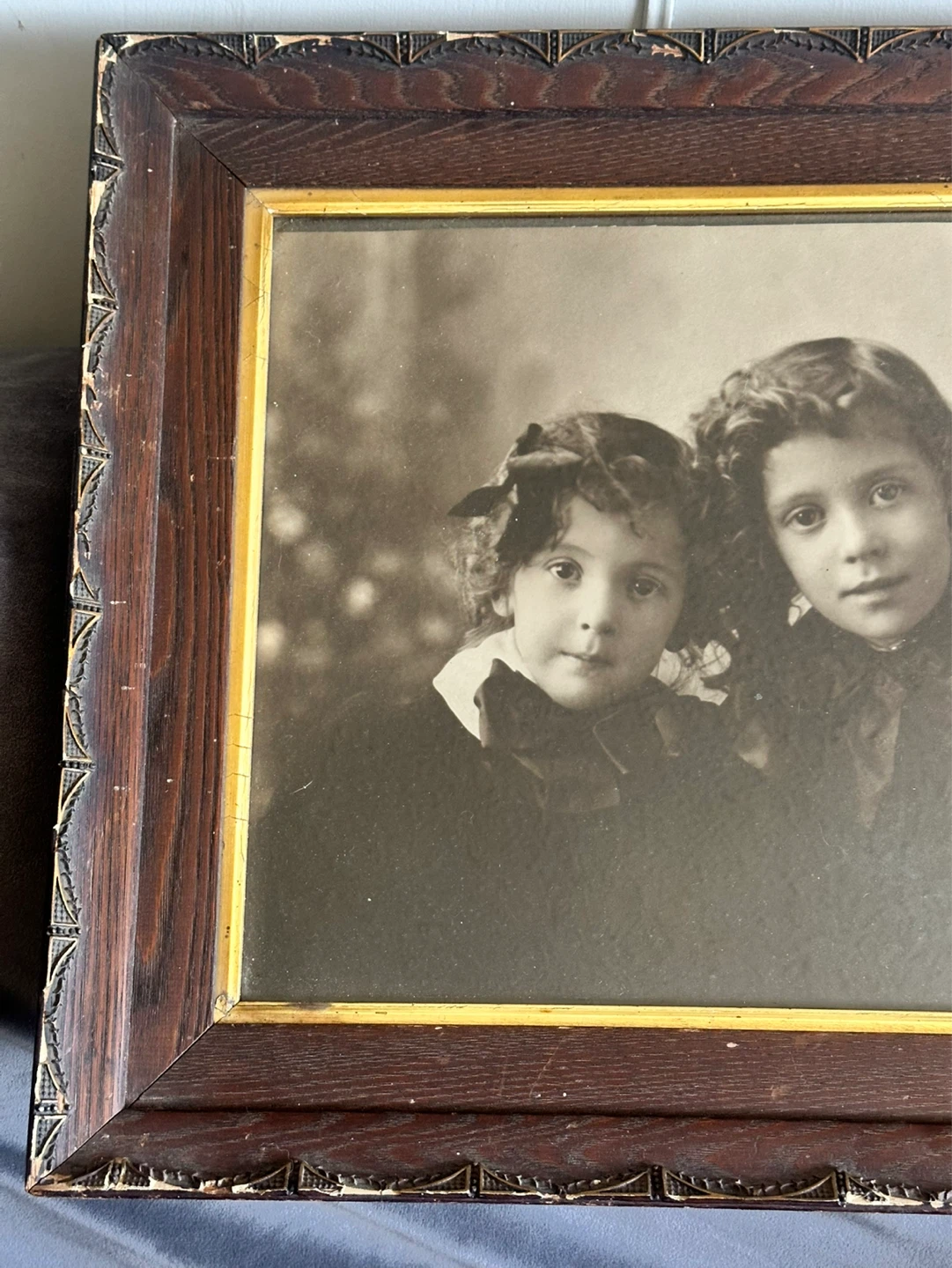 Large antique photo and frame - photo 2