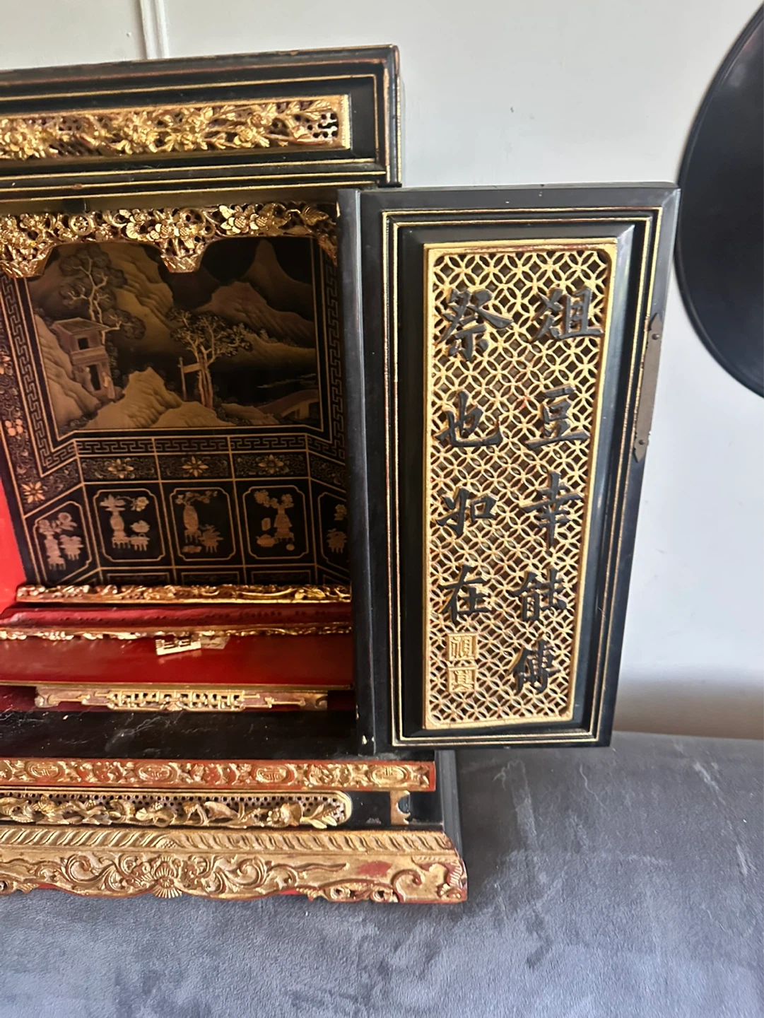 STRAITS CHINESE RED & GOLD CARVED SHRINE CABINET - photo 5