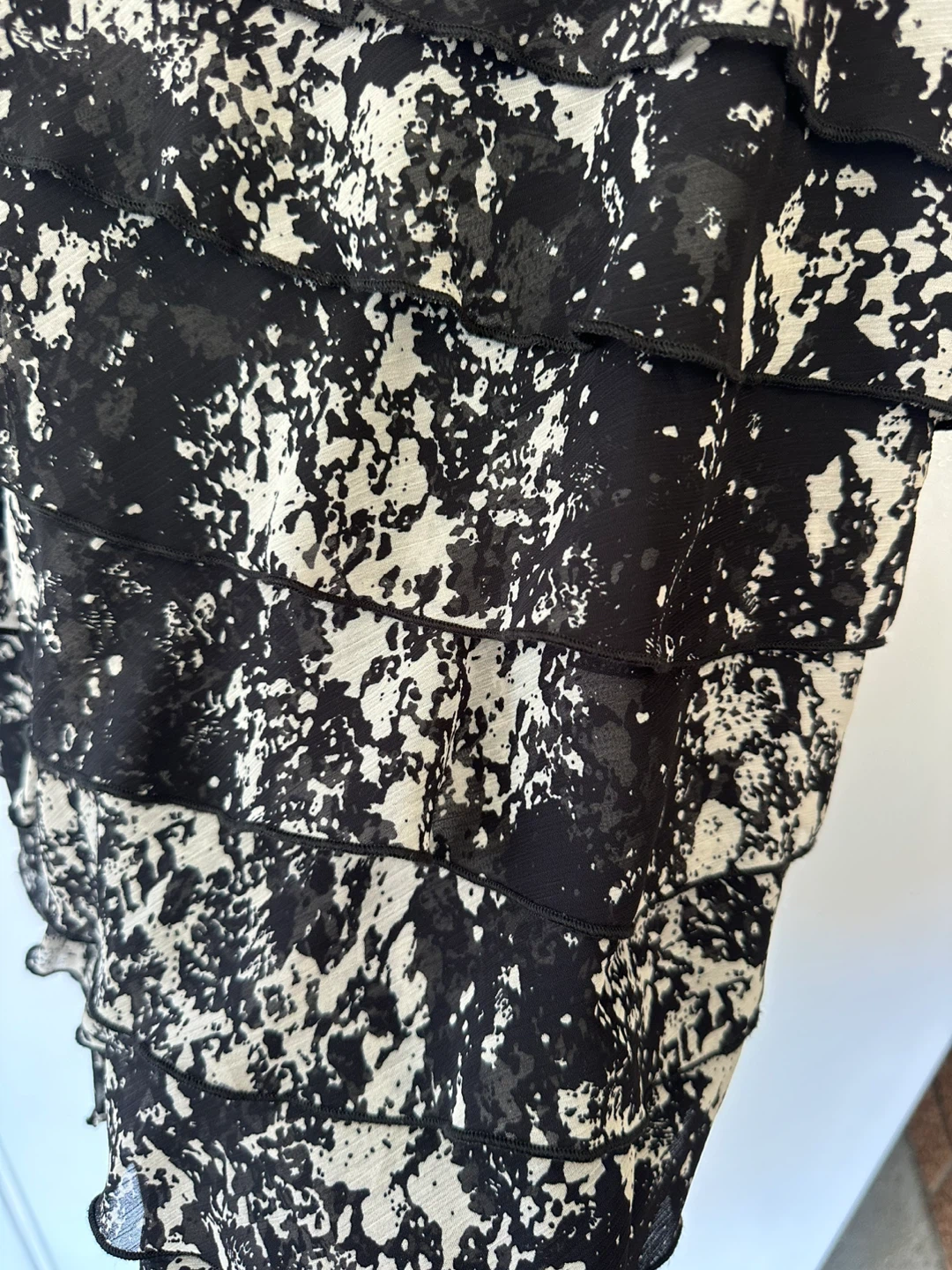 Black & White Ruffled Tank Top - photo 3