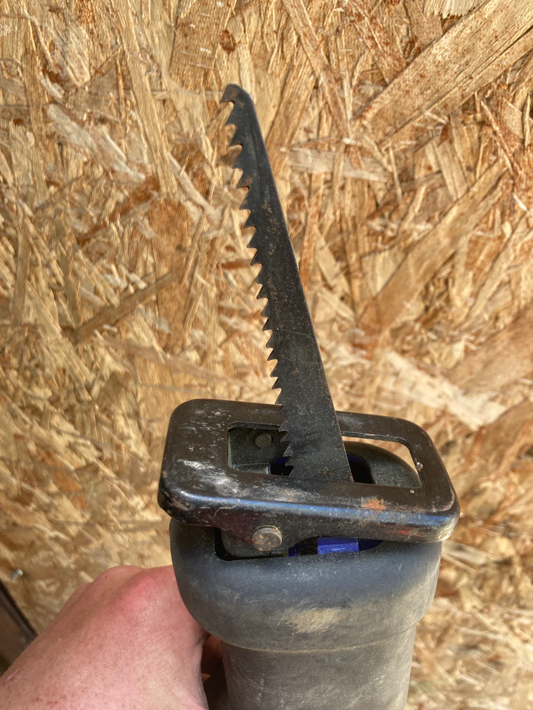 Variable speed reciprocating saw - photo 3