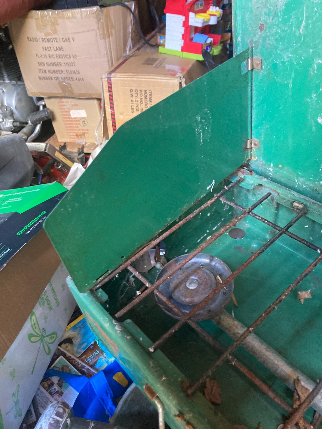 Outdoor propane Coleman grill. - photo 2
