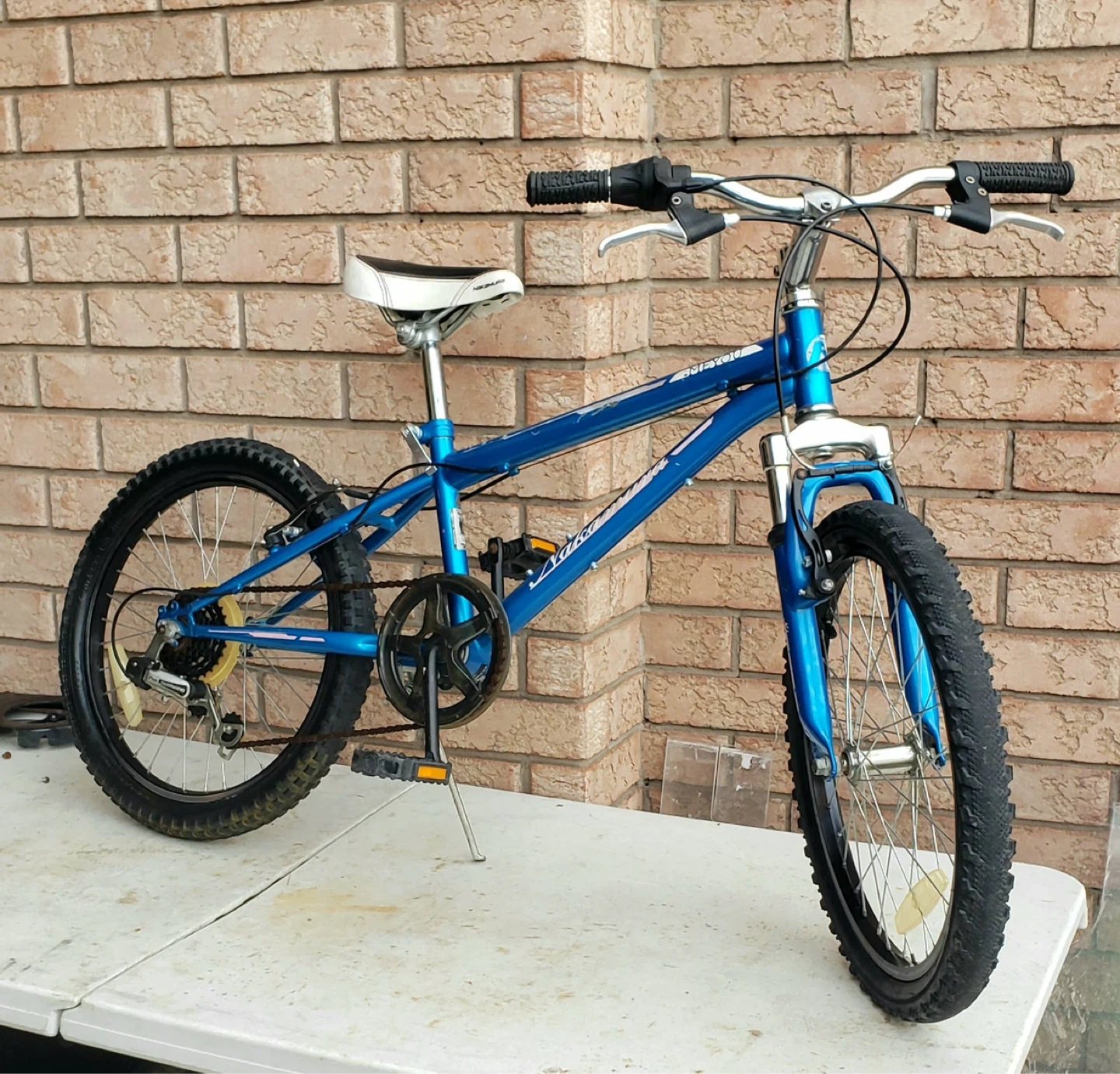 Blue Mountain Bike - Kids Size - photo 2