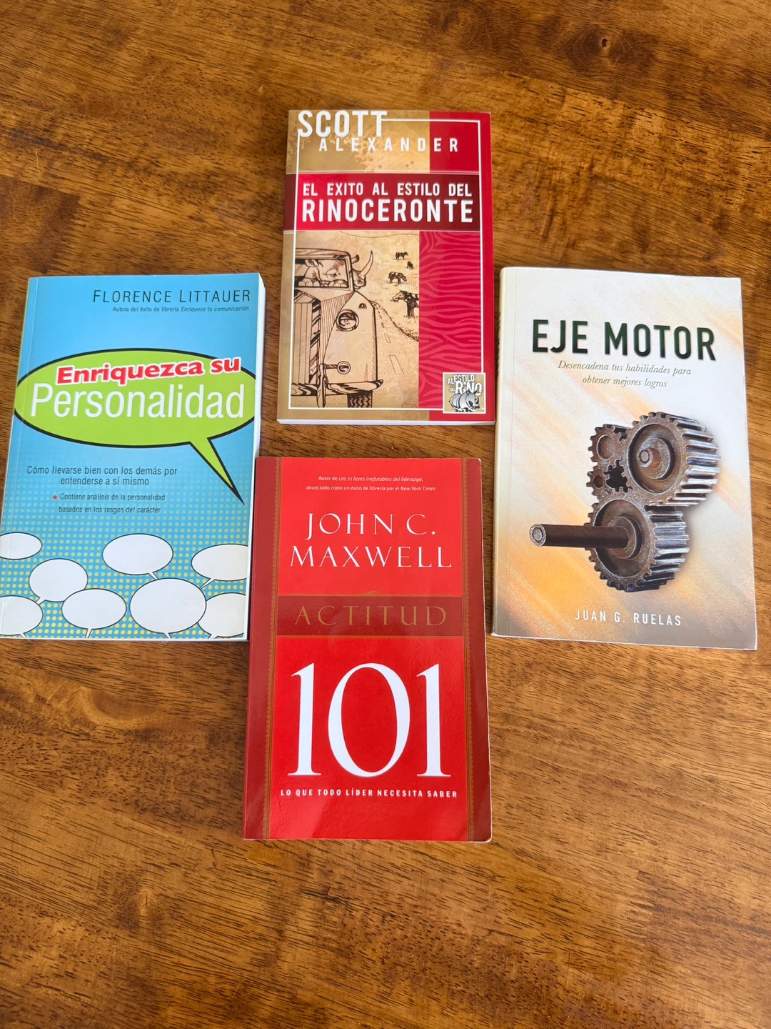 Lot of 4 Self-Help & Business Books in Spanish - photo 2