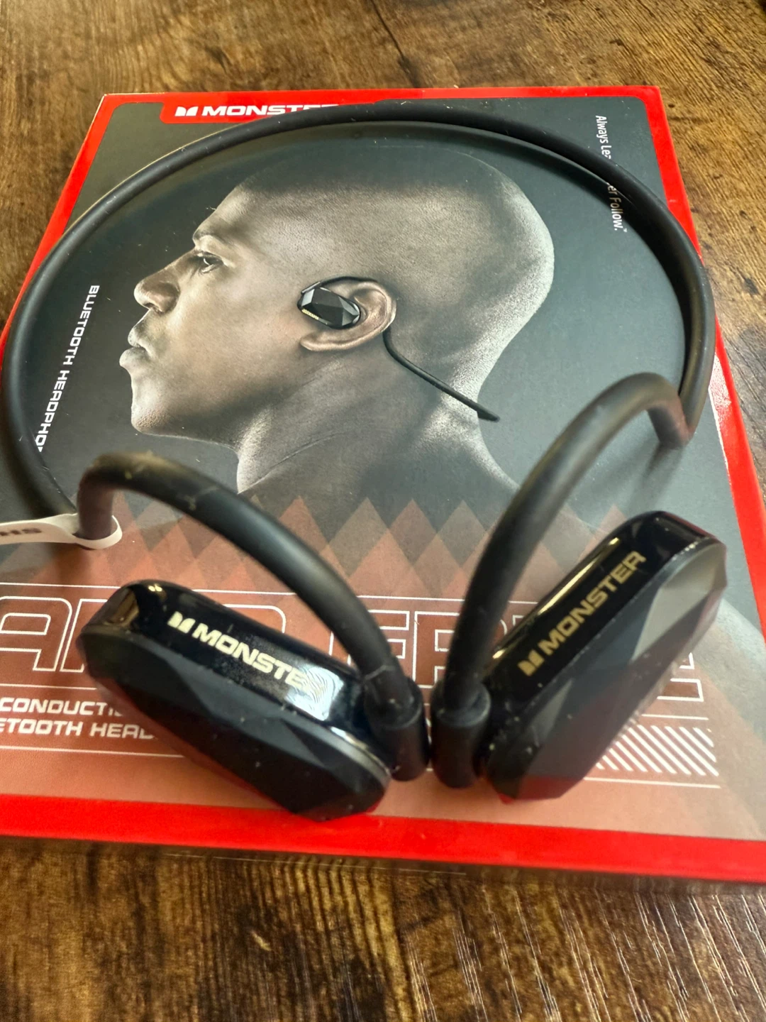 Bluetooth headphones - photo 2