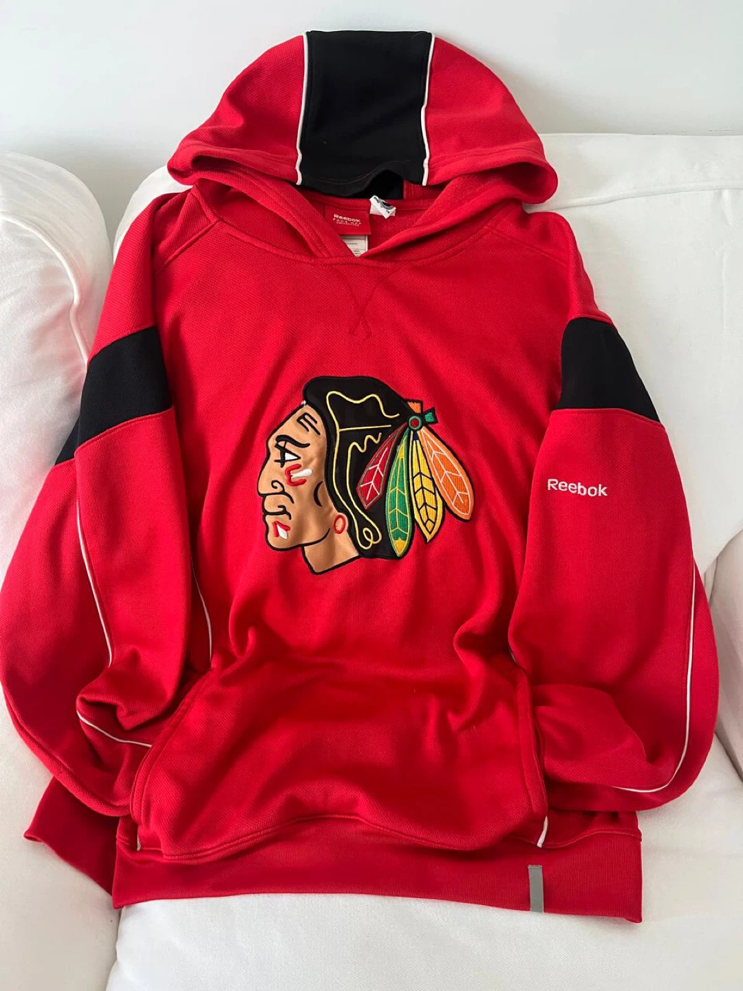 Reebok Chicago Blackhawks Hockey Hoodie Size L/G