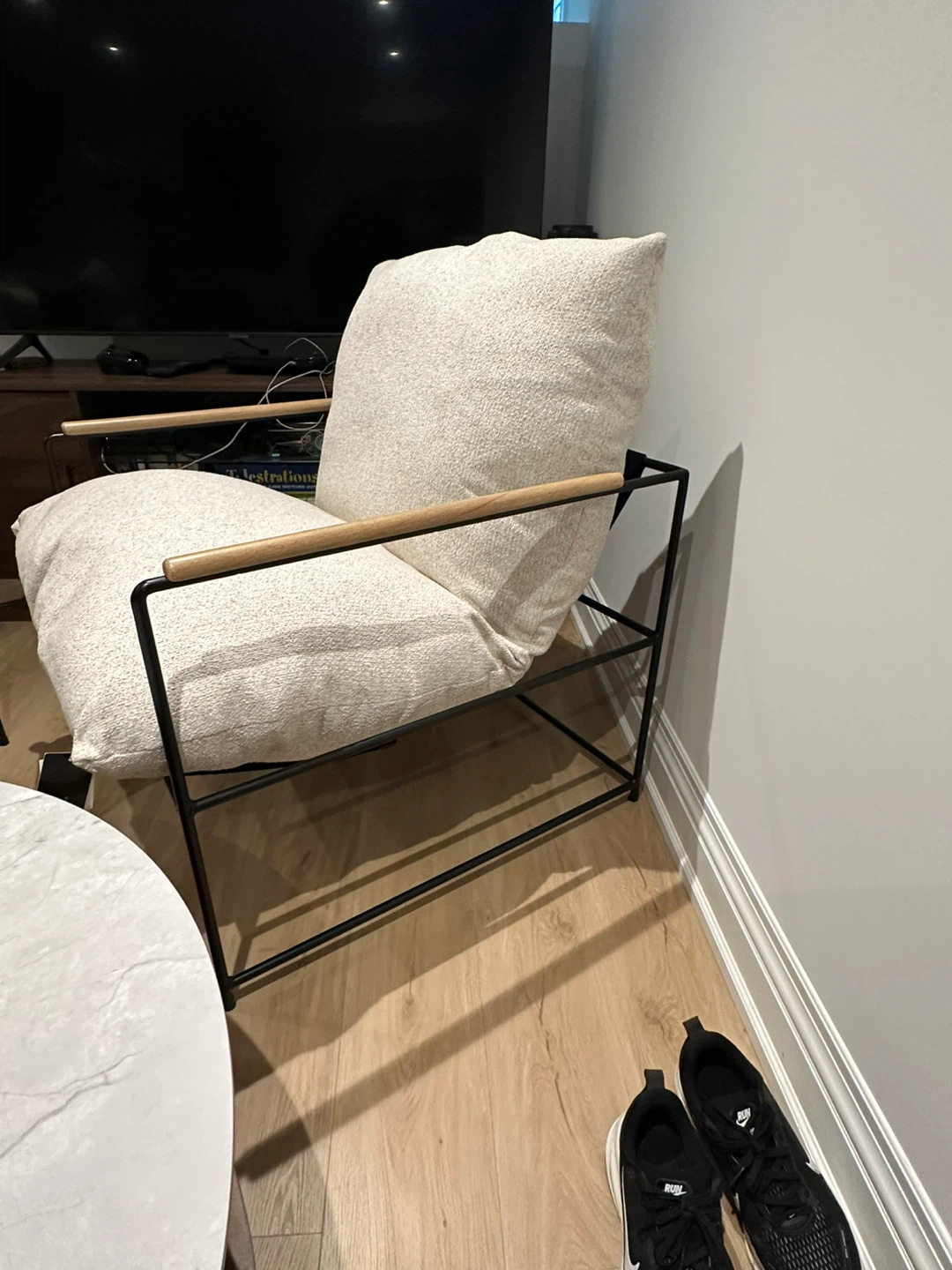 Set of 2 - Modern Accent Chair with Wood Arms - photo 3