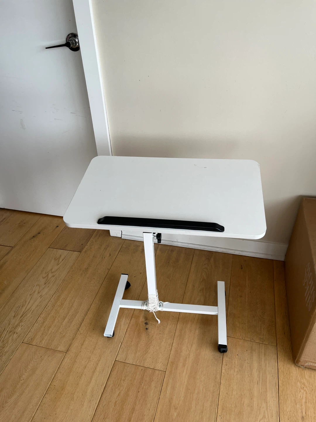 White Rolling Height Adjustable Laptop Table - photo 4