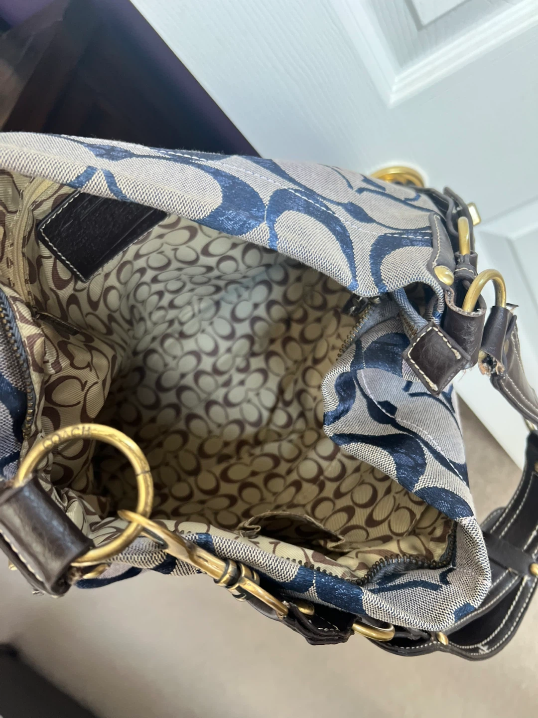Coach Signature Monogram Shoulder Bag - photo 4