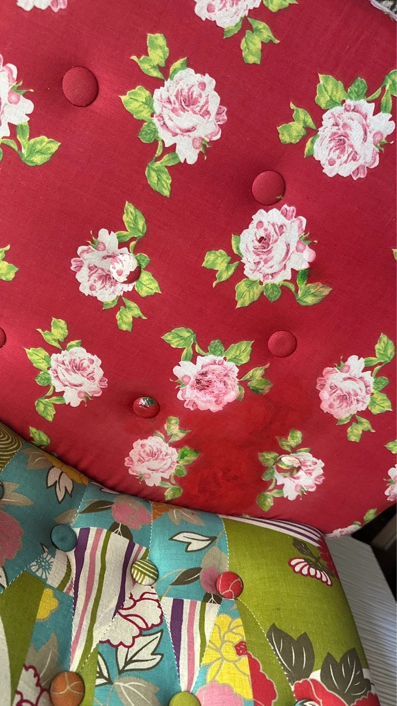 🌈 Eclectic Patchwork Accent Chair – Vibrant, Unique & Cozy - photo 3
