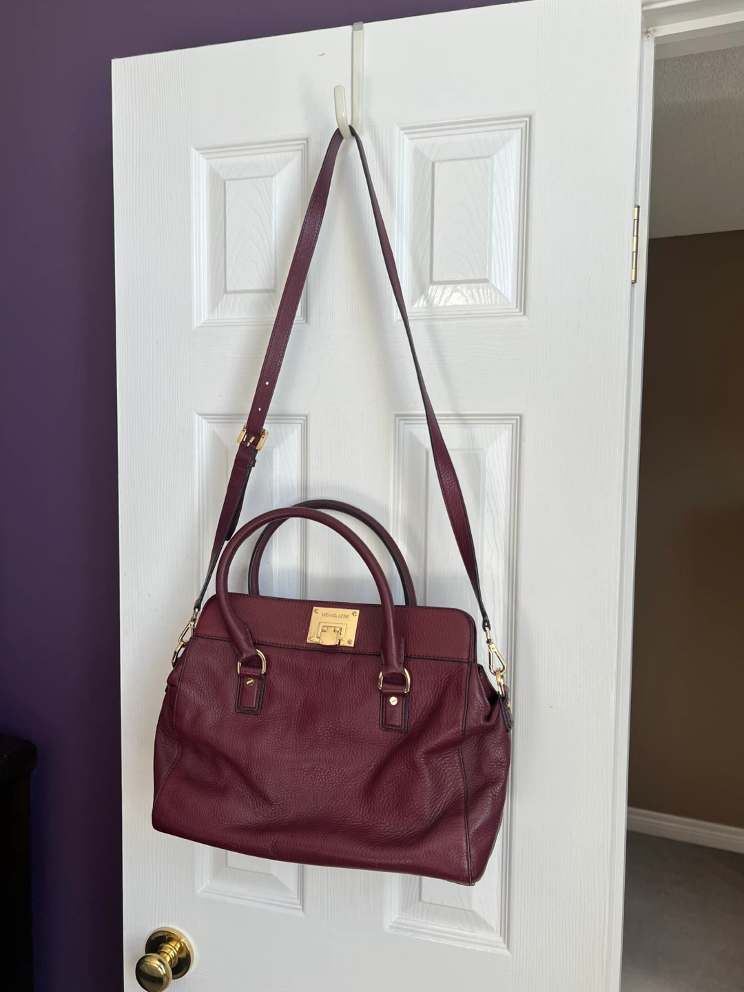 Michael Kors Leather Tote Bag - photo 4