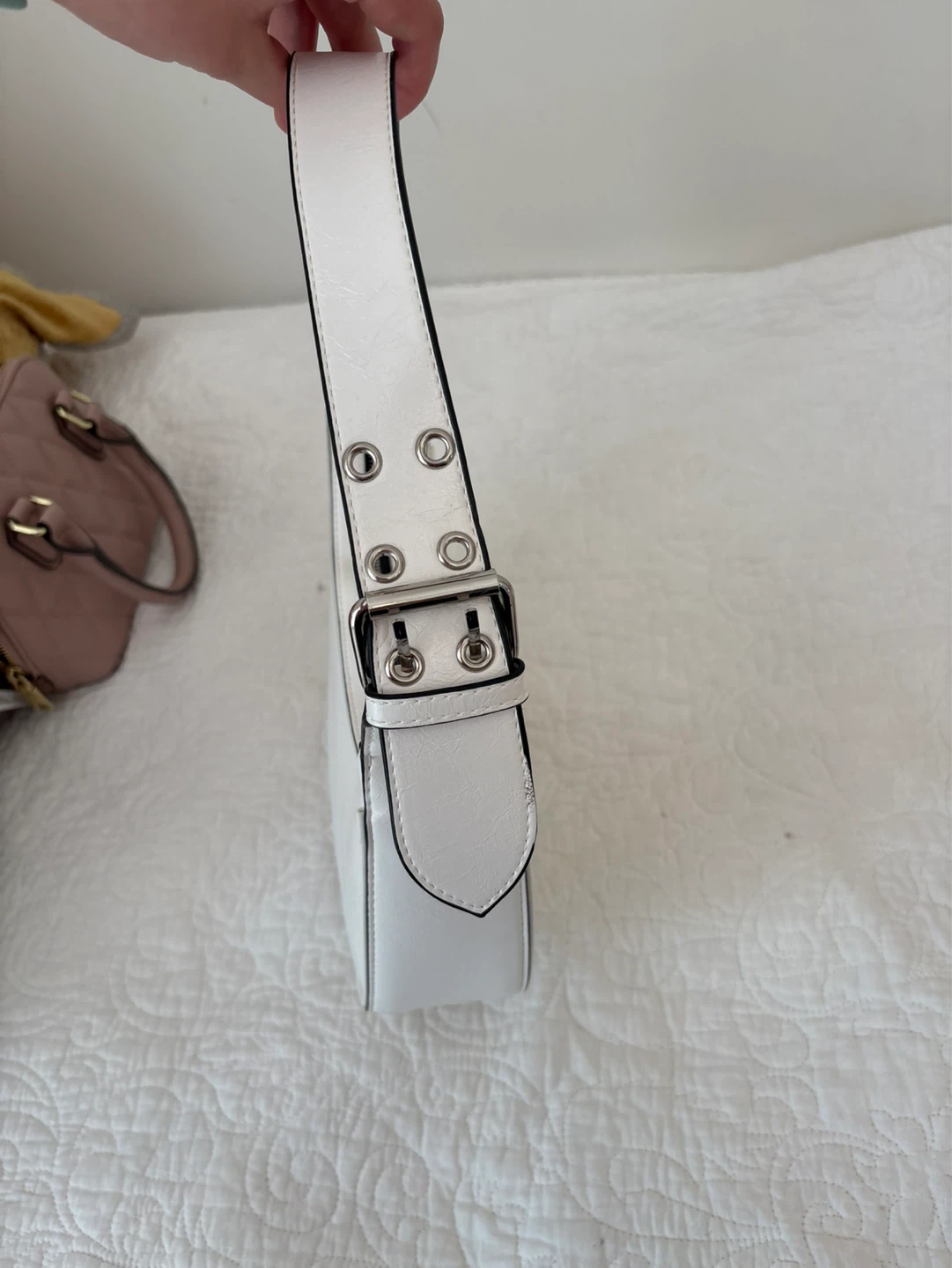 White shoulder bag- Call it Spring - photo 3