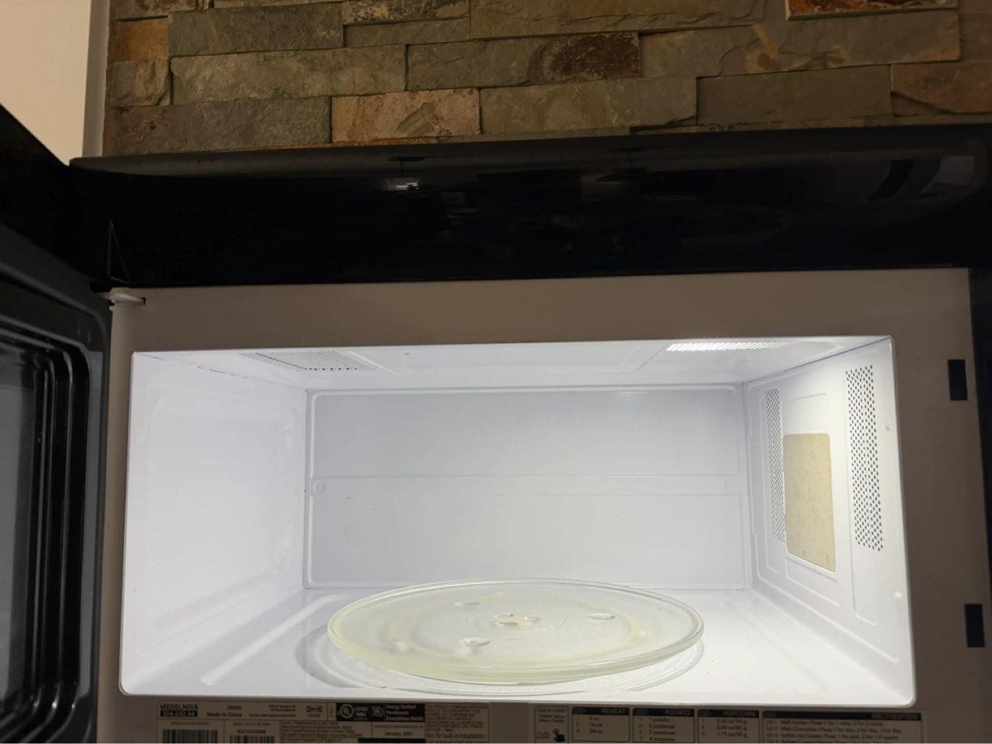 Microwave - photo 2
