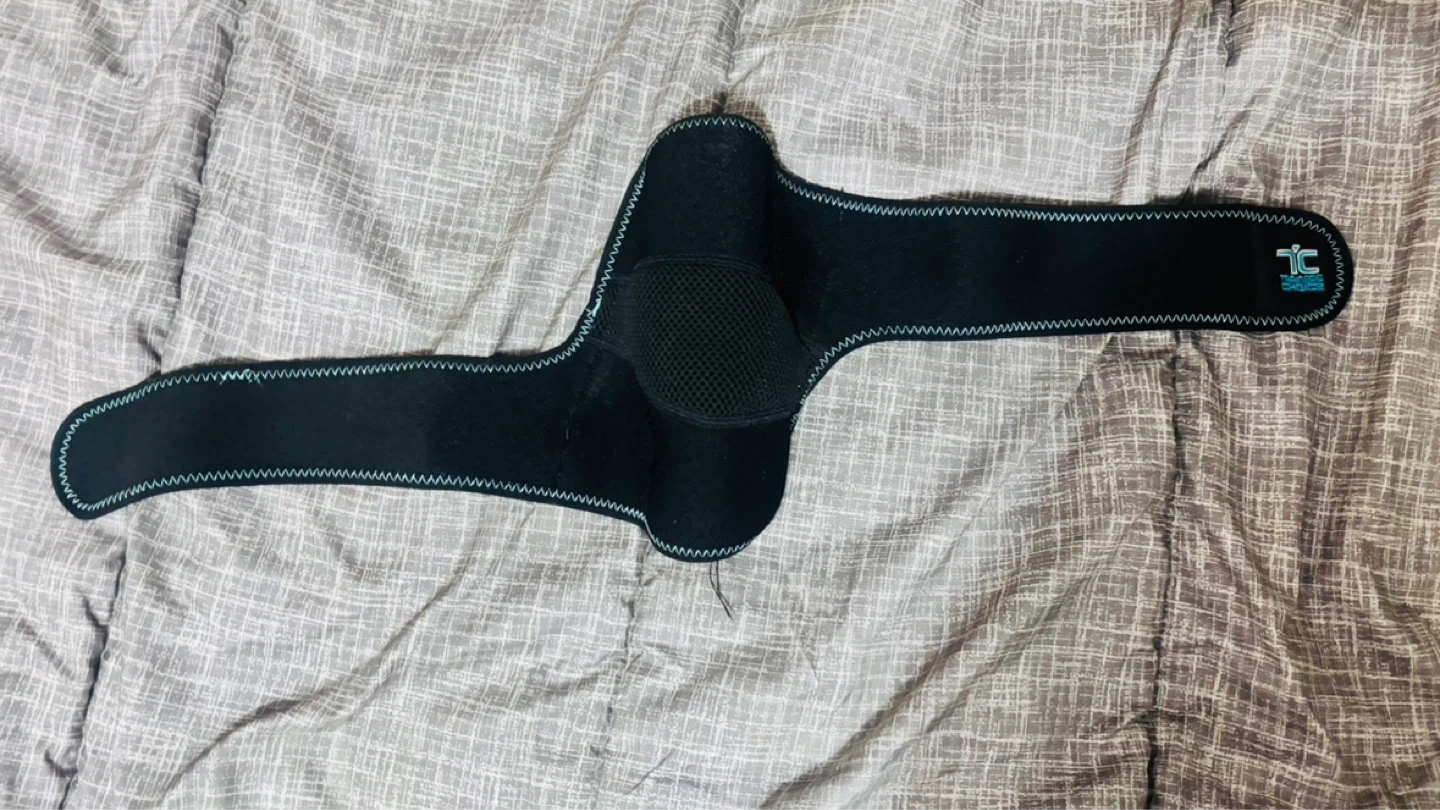 TC Support Knee Brace - small