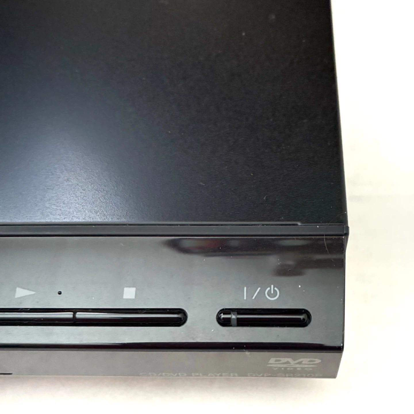 Sony DVP-SR210P CD DVD Player Black with Remote and RCA Cables - photo 4