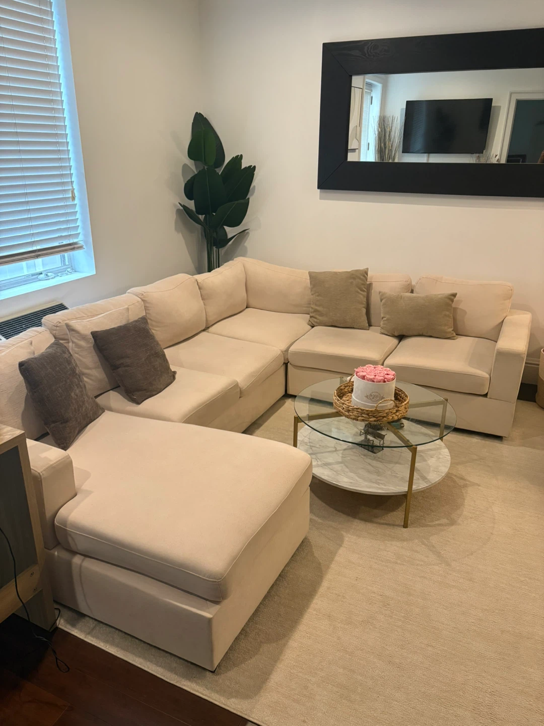 Cream Sectional Sofa with Chaise