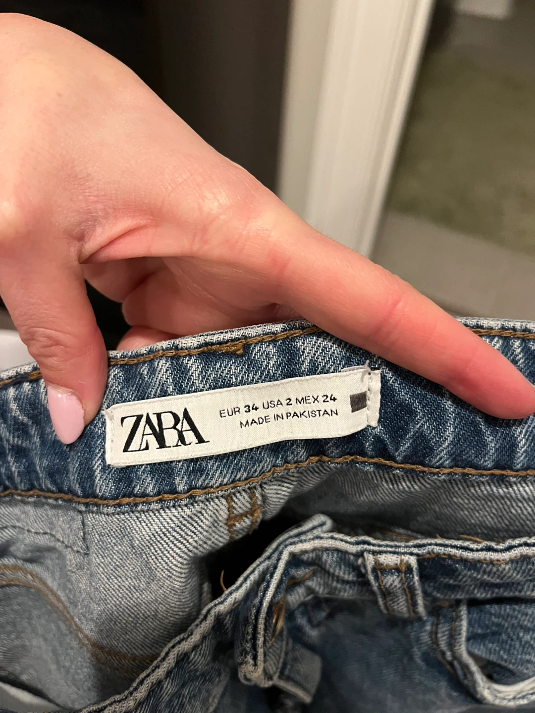 Zara Women's Blue Denim Jeans Size 2 - photo 3