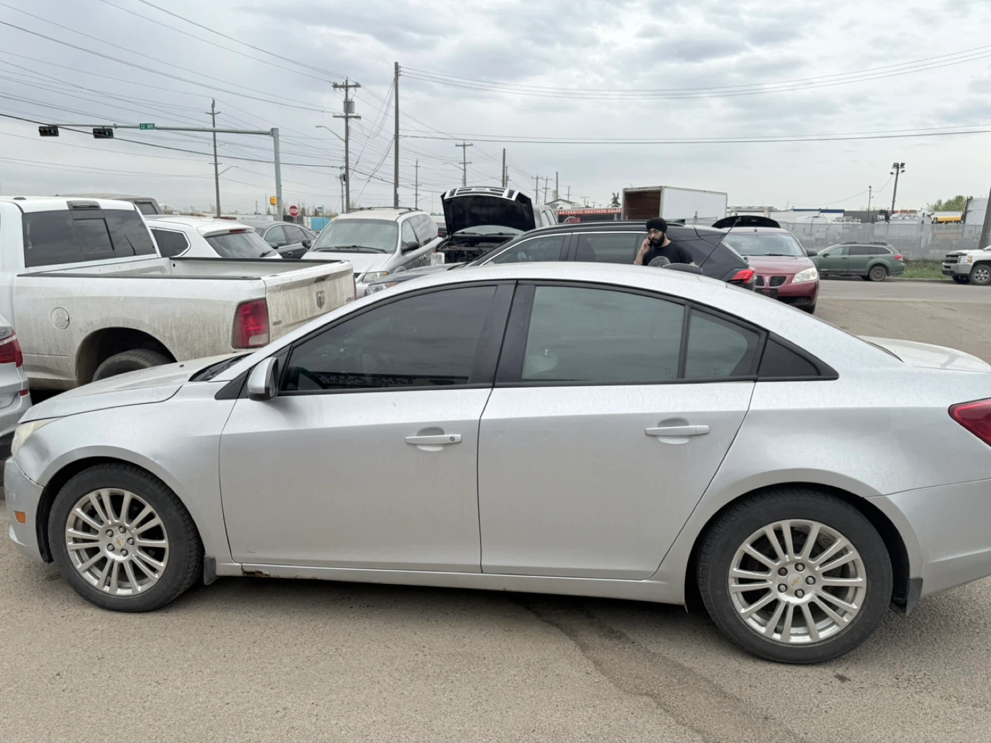 Silver Chevrolet Cruze