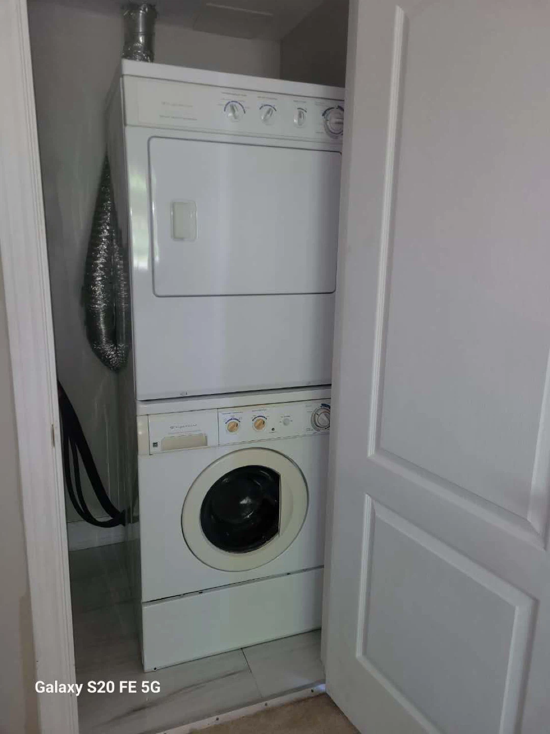 White Stackable Washer and Dryer Set