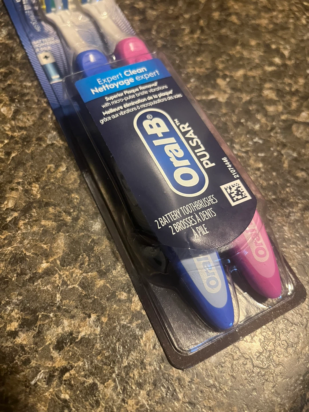 New Oral-B Pulsar Vibrating Toothbrush- 2 pack - photo 2
