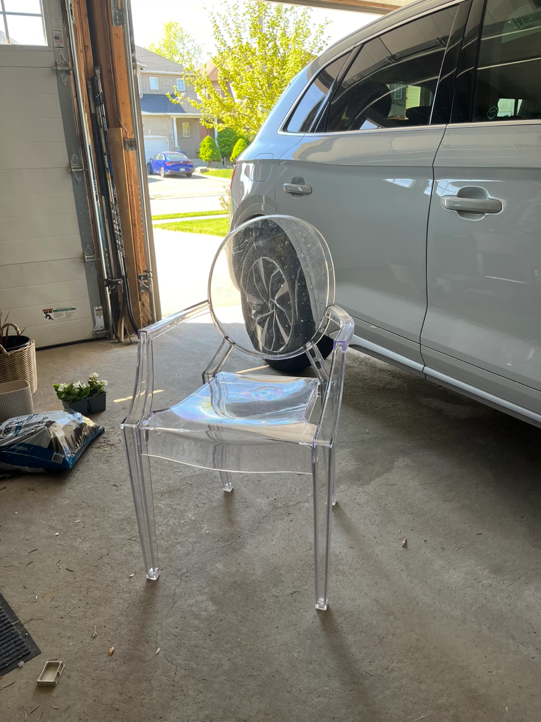 Clear Ghost Style Armchair