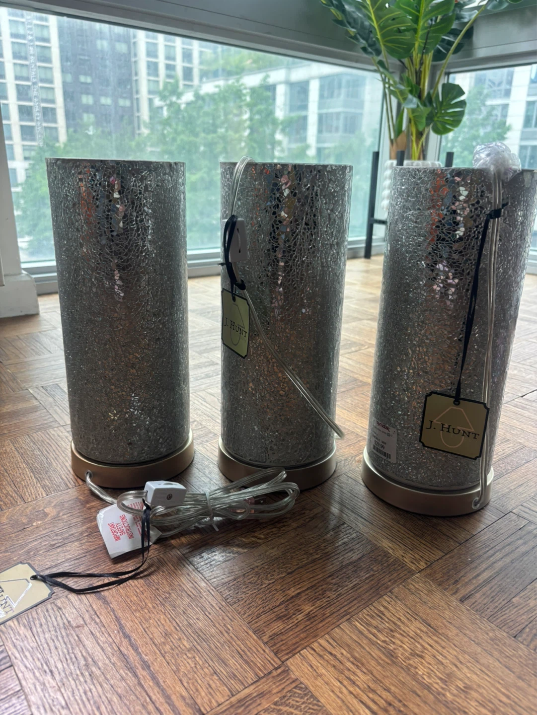J. Hunt Home silver crackle glass mosaic cylinder table lamp. - photo 3