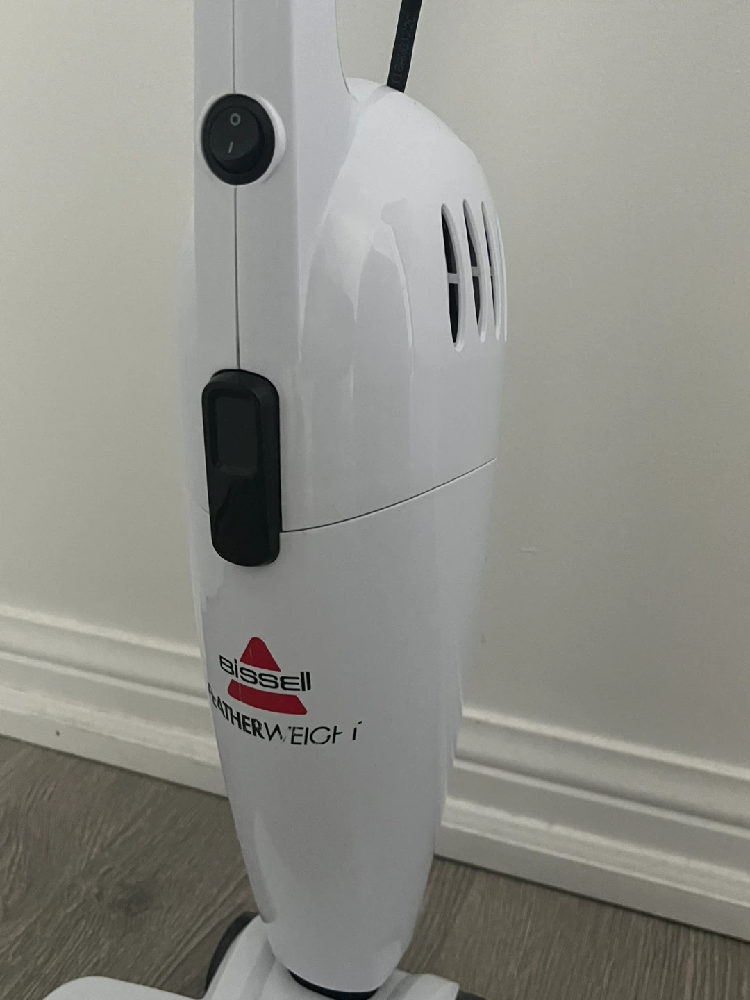 Bissell Featherweight Stick Vacuum - photo 2
