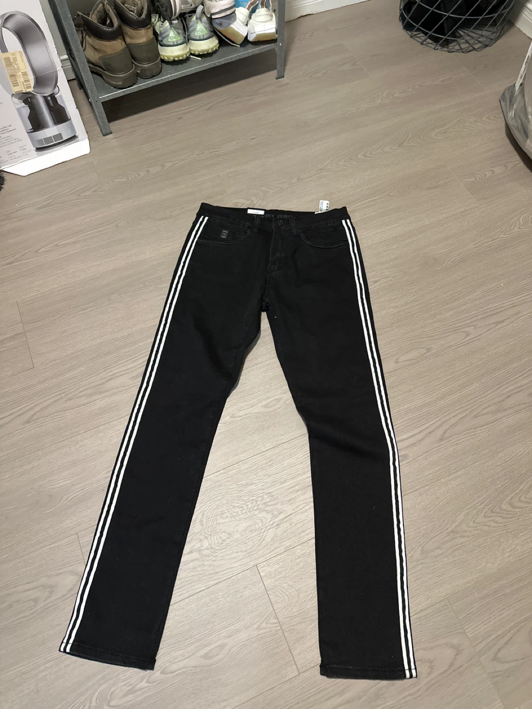 POINT ZERO Black Jeans - Size 31/33