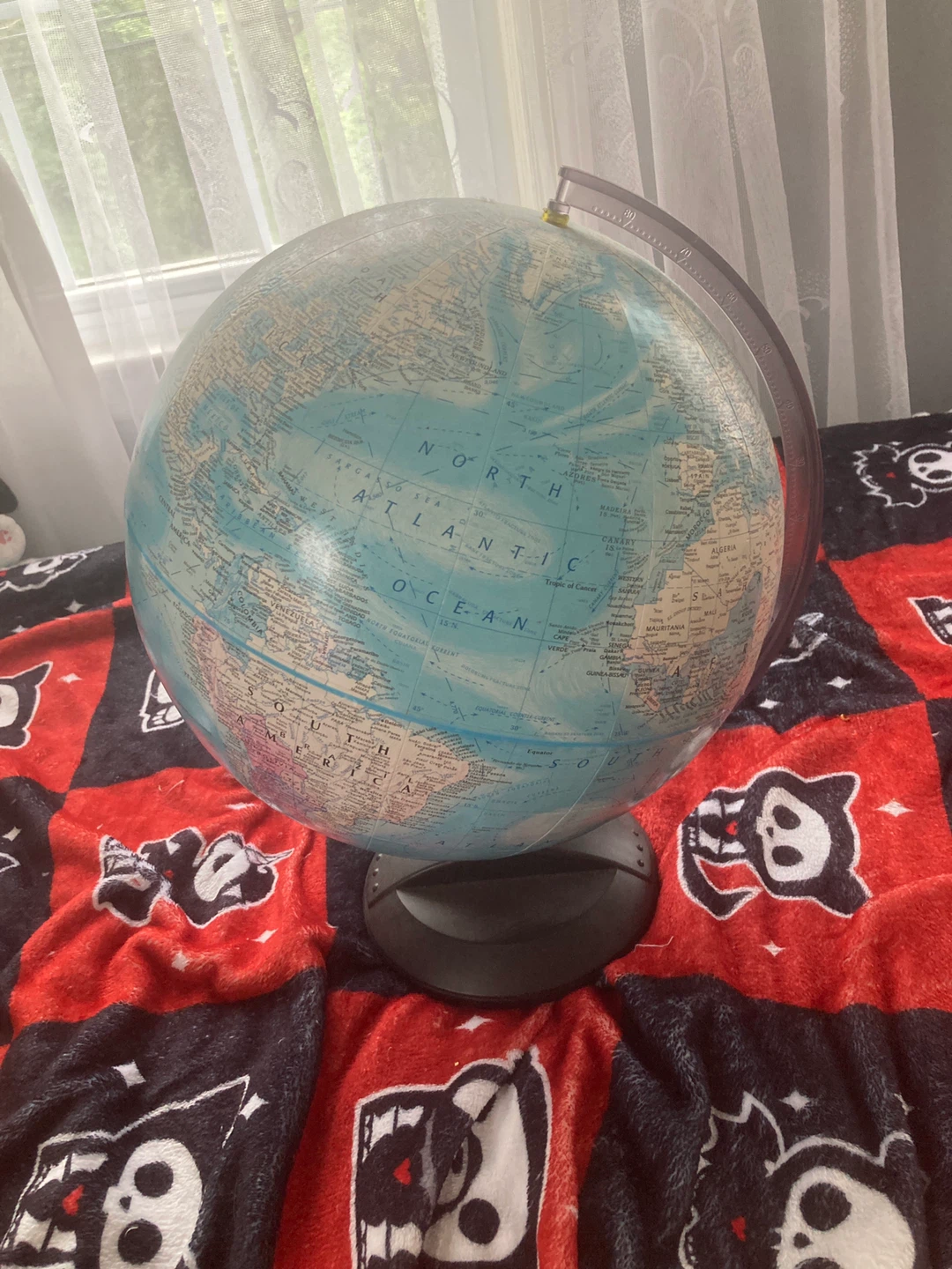 Globe