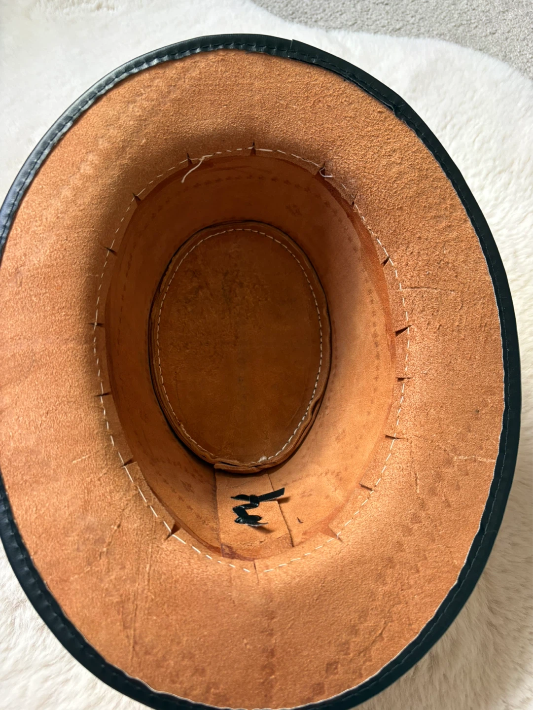 Womans Leather Hat - photo 4