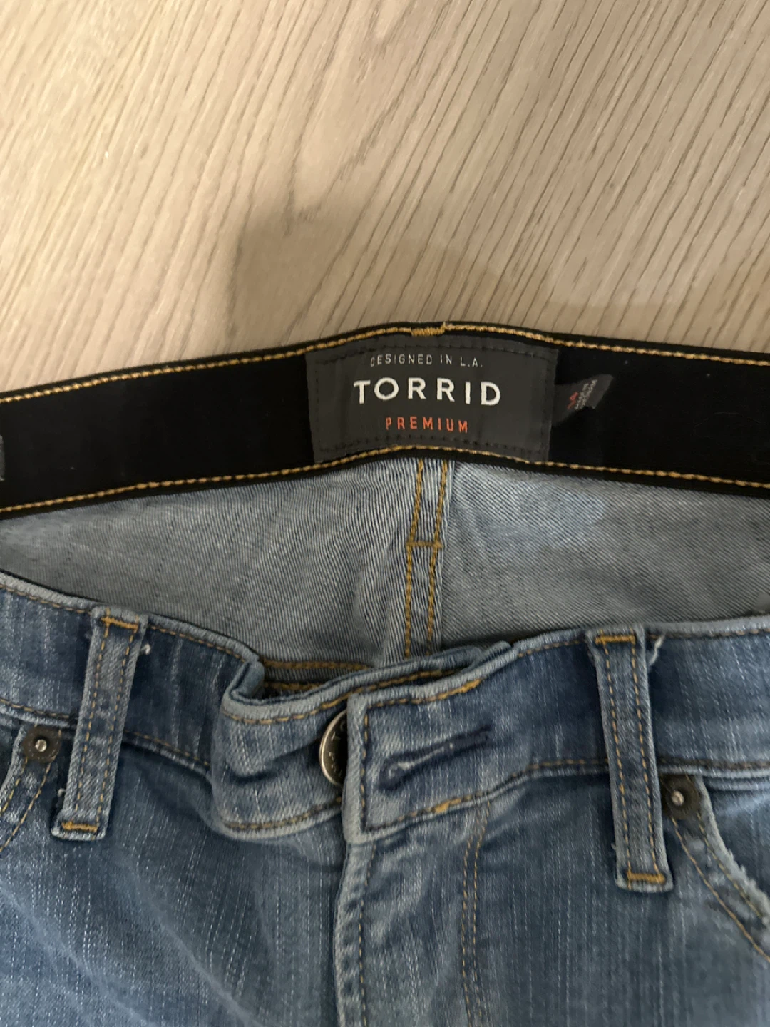 Torrid Premium Women's Denim Shorts Size 14 - photo 2
