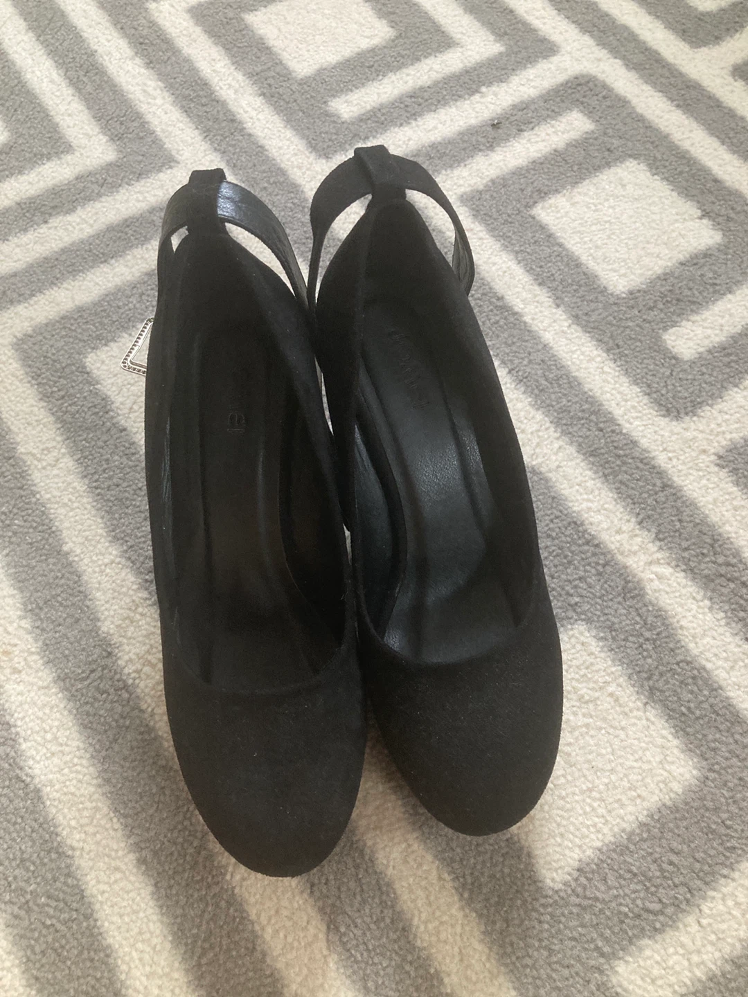Black Suede Wedge Heels - photo 2
