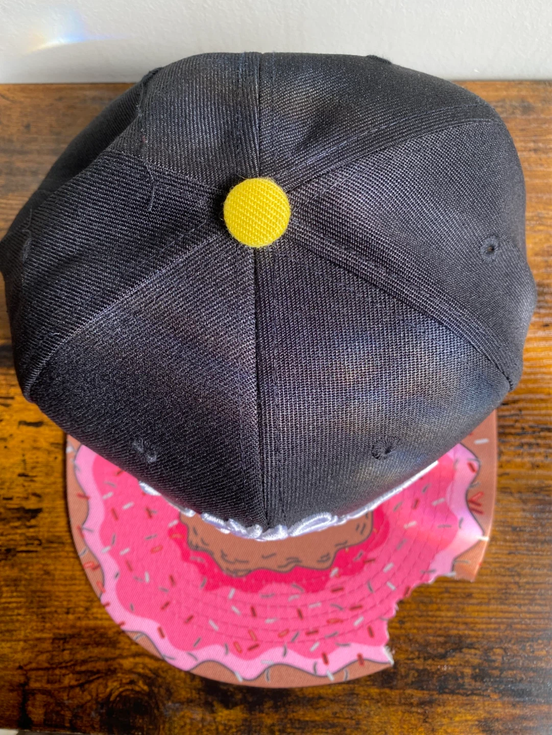 Black Snapback Cap w/ Pink Donut Brim - The Munchies - photo 2