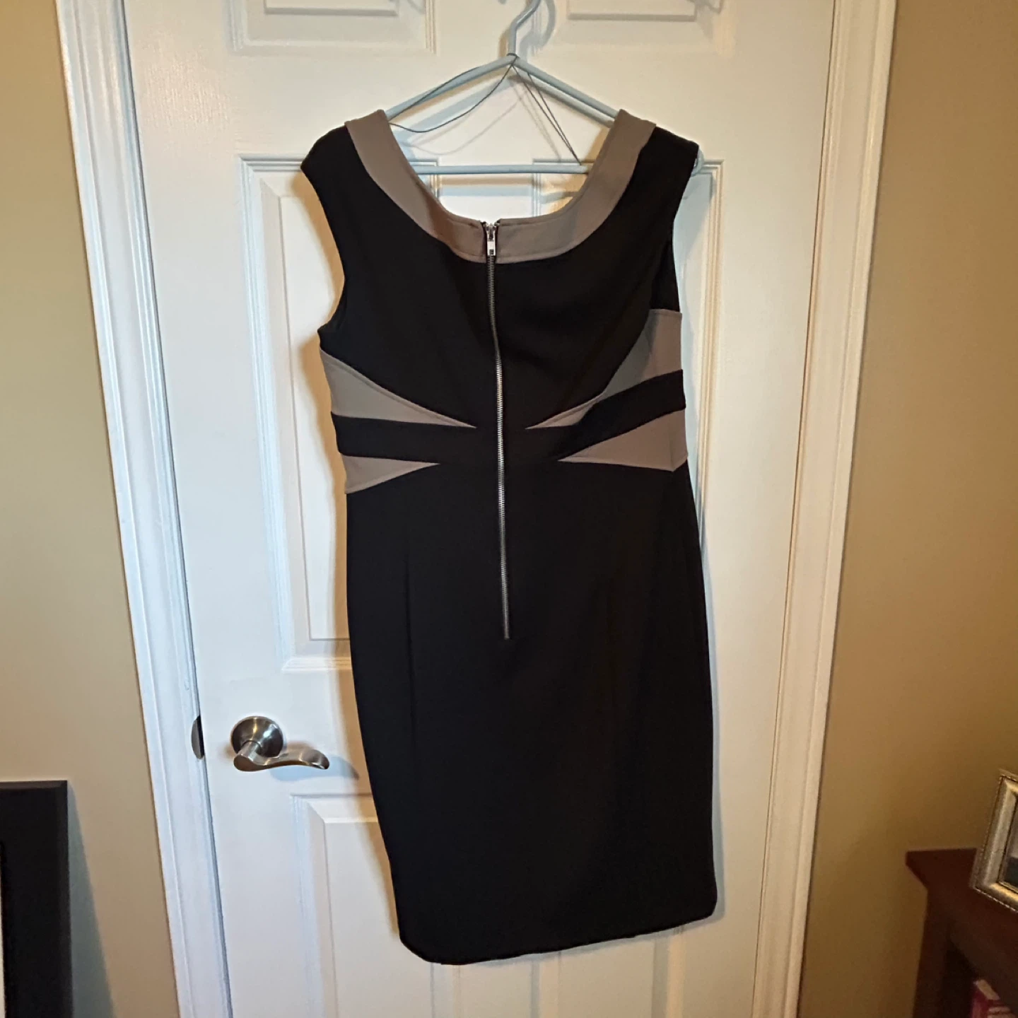 Black & Tan Sheath Dress - photo 2