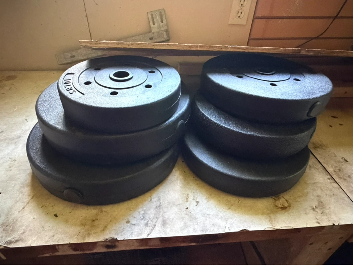 Weider Weight Bench and Weight Plates Set