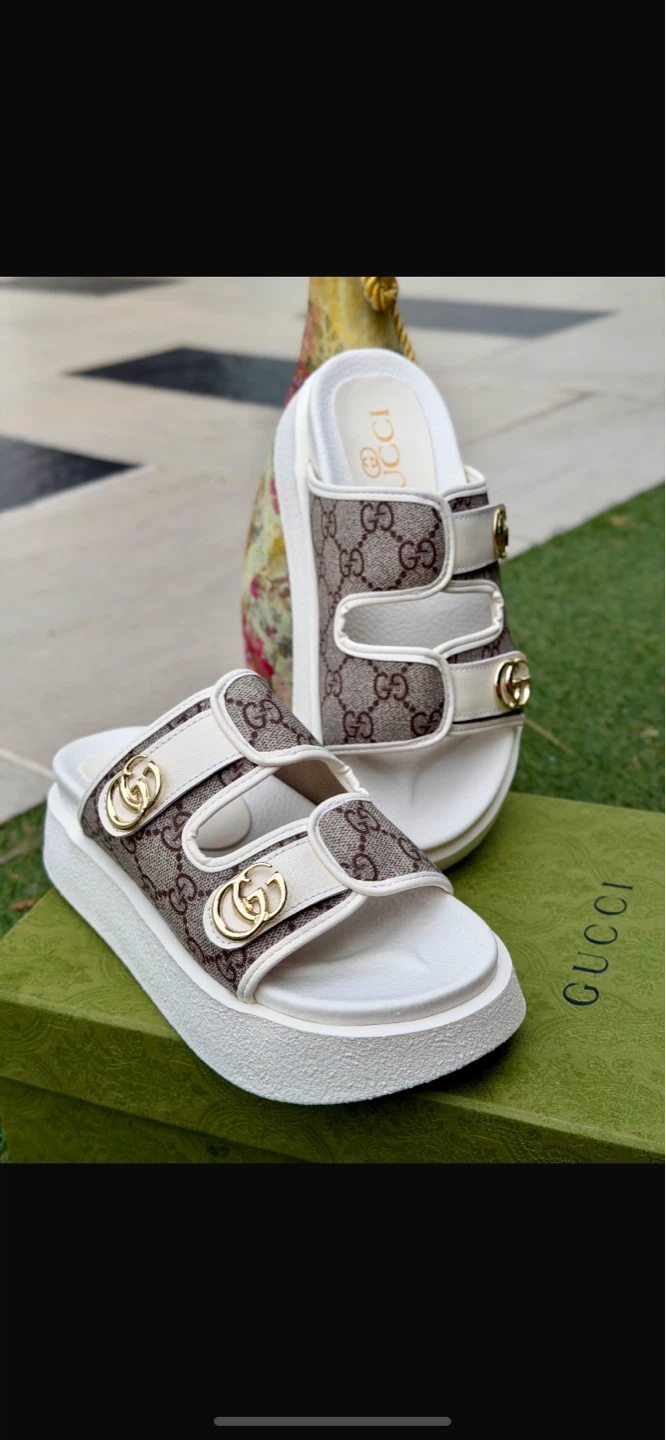 Gucci Platform Slides - photo 2