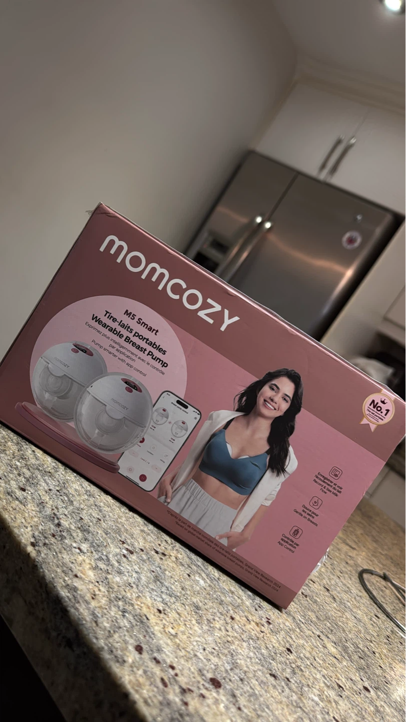Momcozy M5 Smart Wearable Breast Pump
